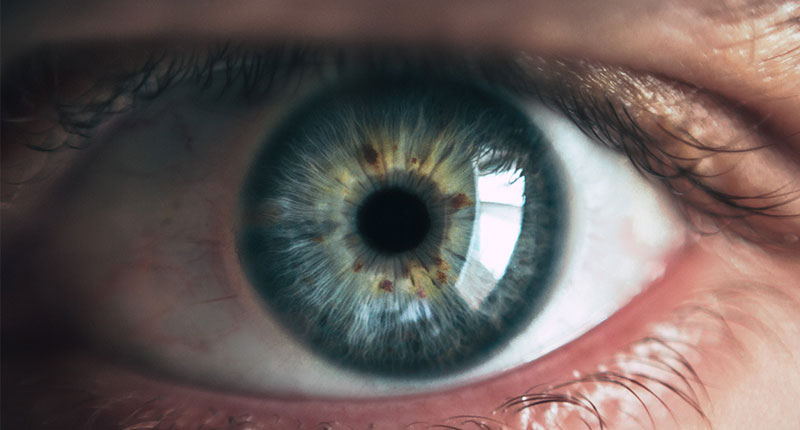 Lentes de contato rígidas: por que elas são uma opção mais saudável para seus olhos?